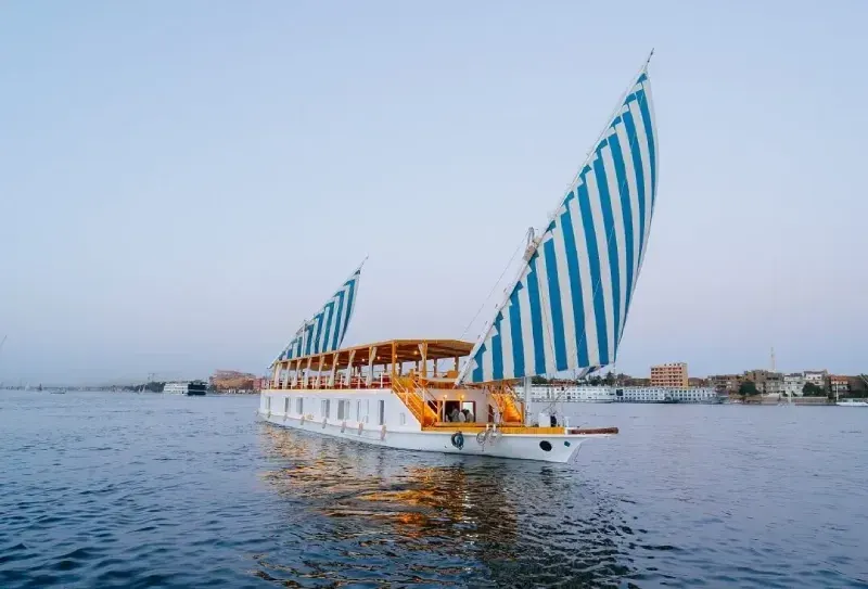 Turquoise Dahaniya Nile Cruise